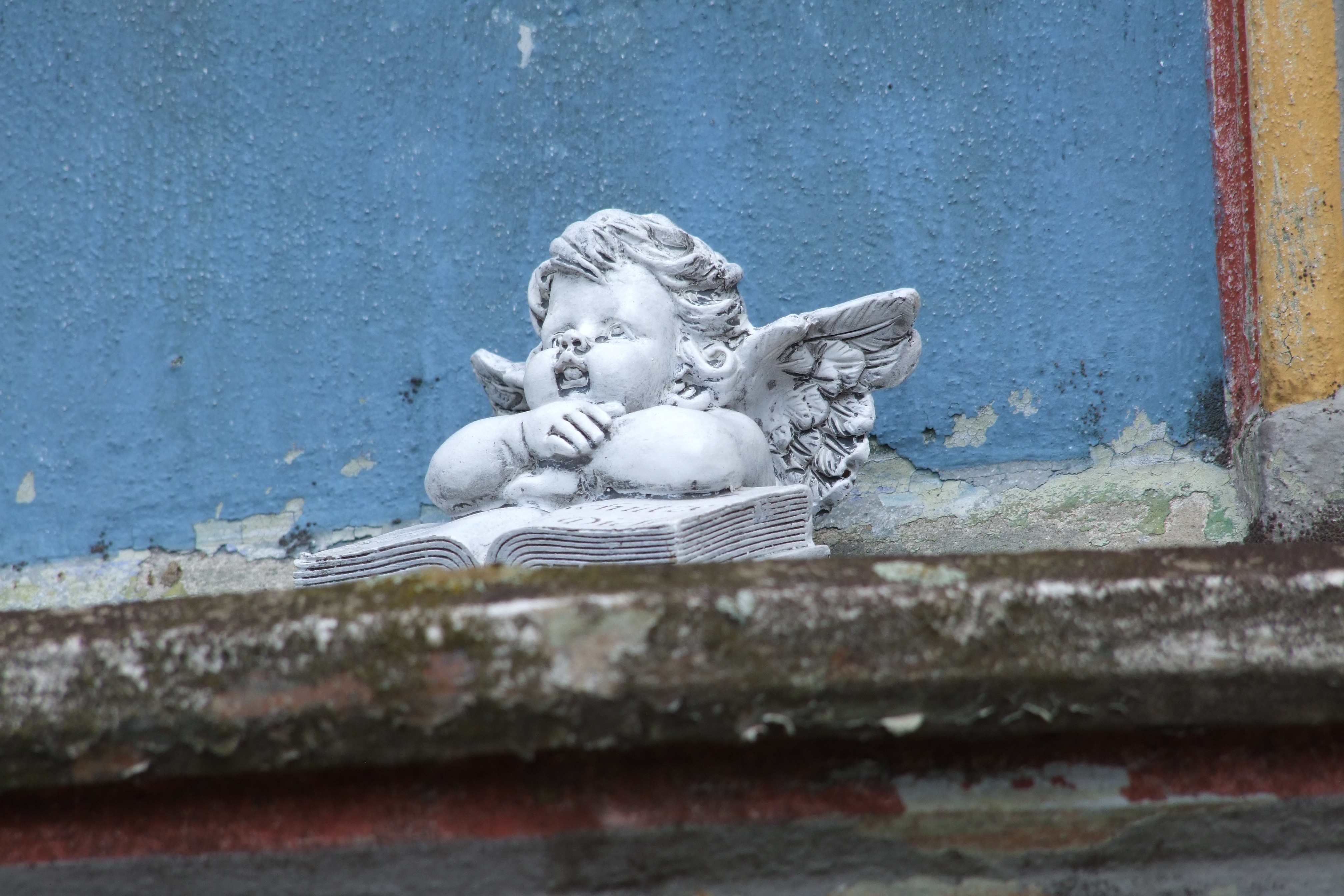 X Wallpaper White Angel Concrete Statue Peakpx