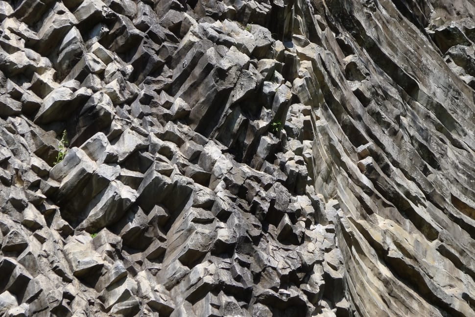 close up photo of gray boulders preview