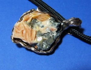 gray and brown geode pendant thumbnail