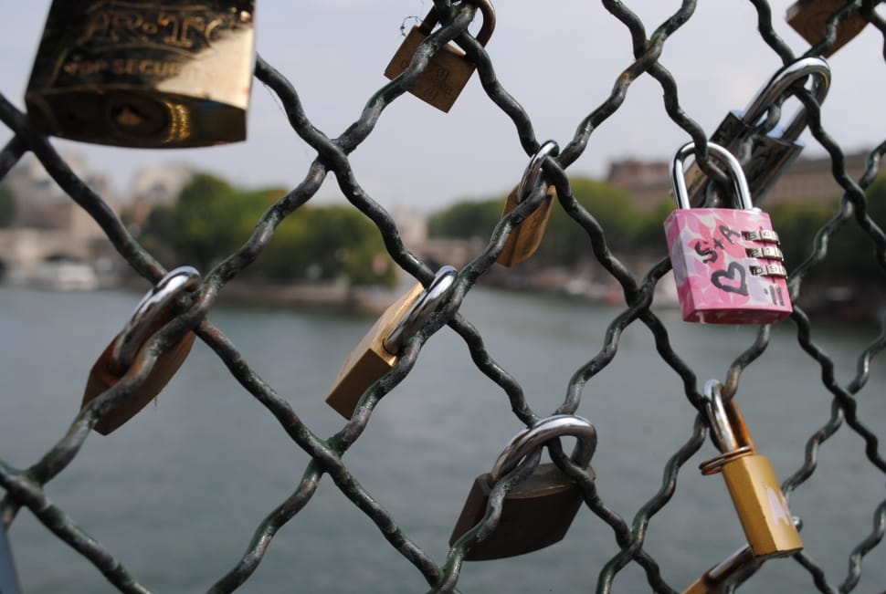 Love Locks, Closure, Closed, chainlink fence, security preview