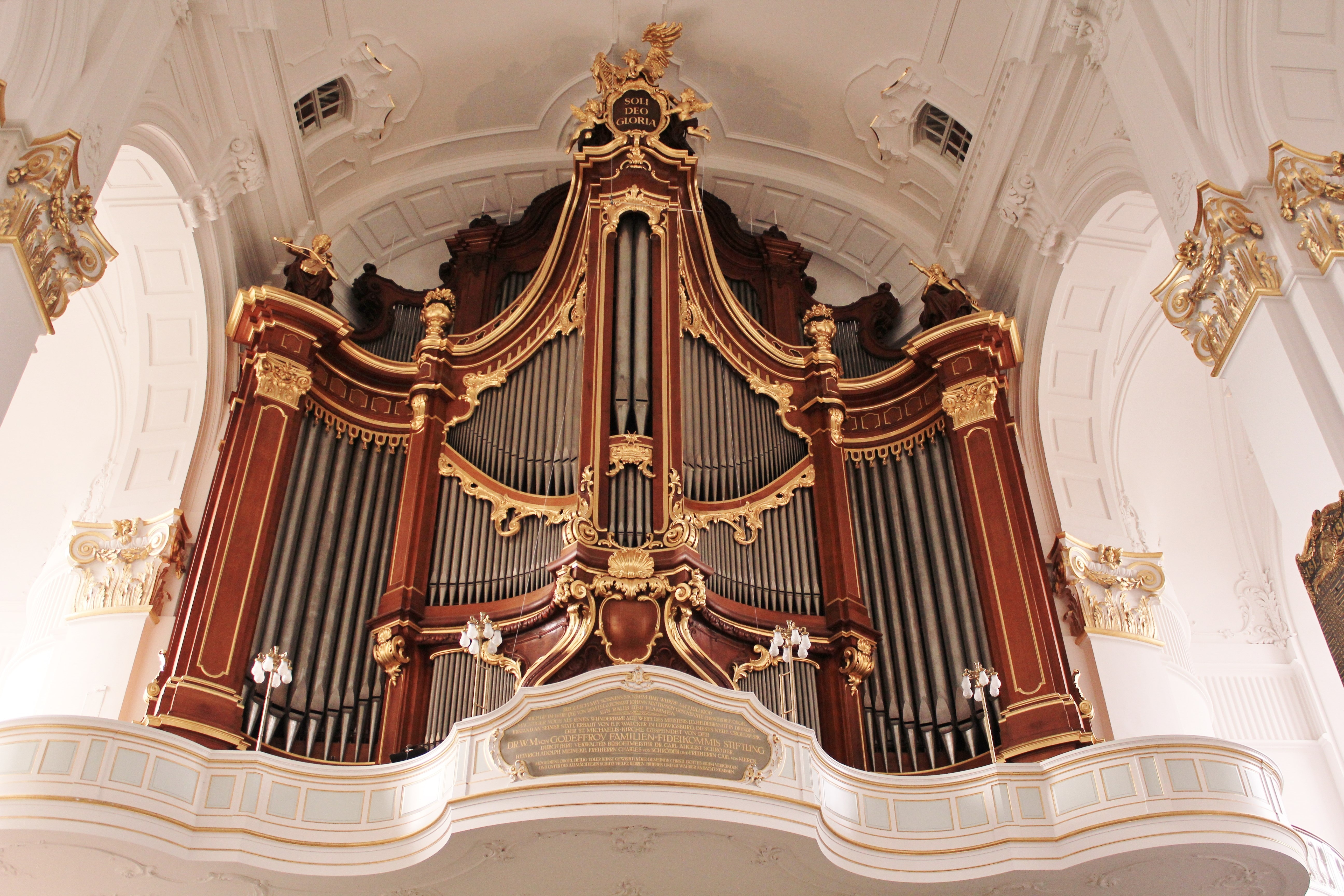 brown and gold church organ