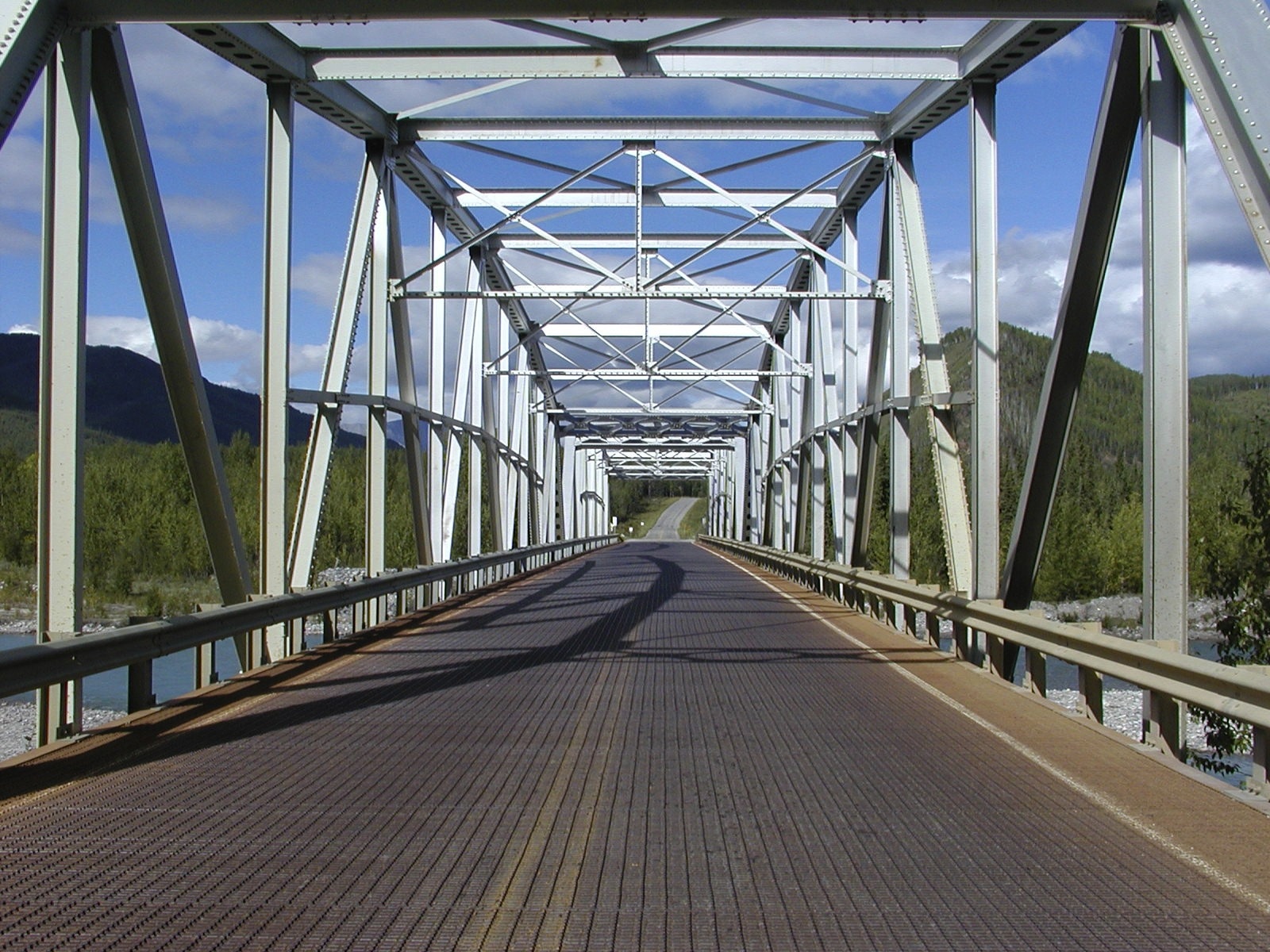 gray metal bridge.