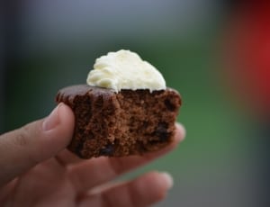 brown cupcake thumbnail