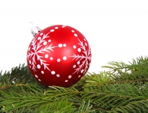 red and white bauble thumbnail