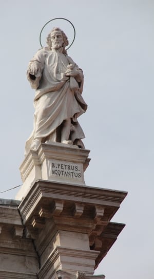 b.petrus acqtantus statue thumbnail