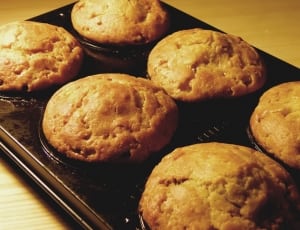 six brown muffins thumbnail