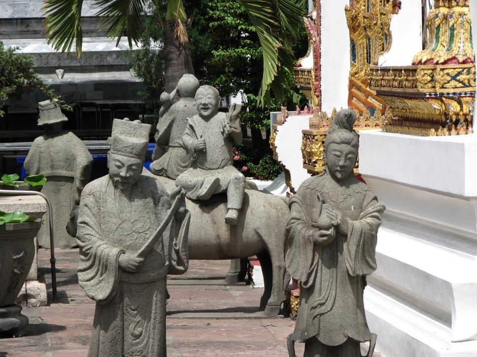 asian people statues preview