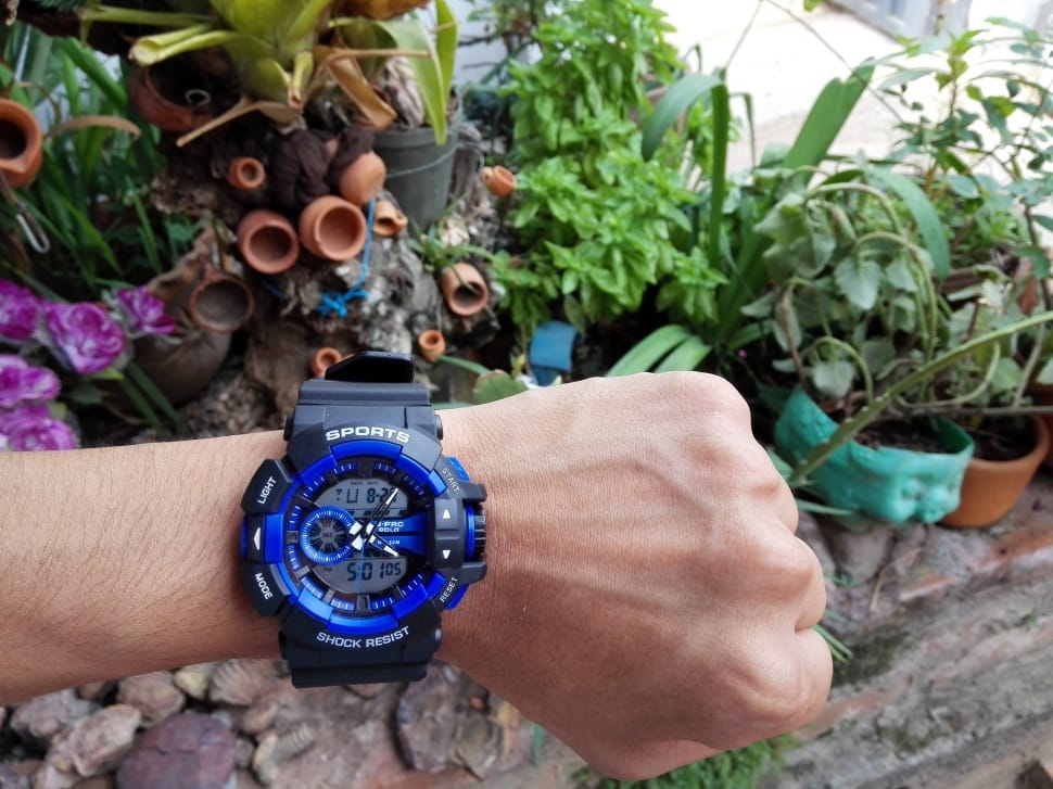 black and blue g shock ga 100 preview