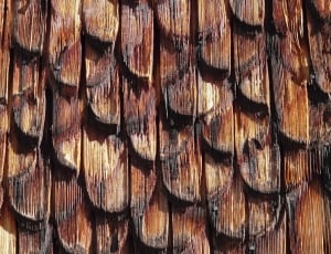 black andd brown wooden decor thumbnail