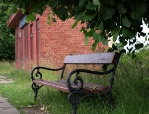 brown and black wooden bench thumbnail