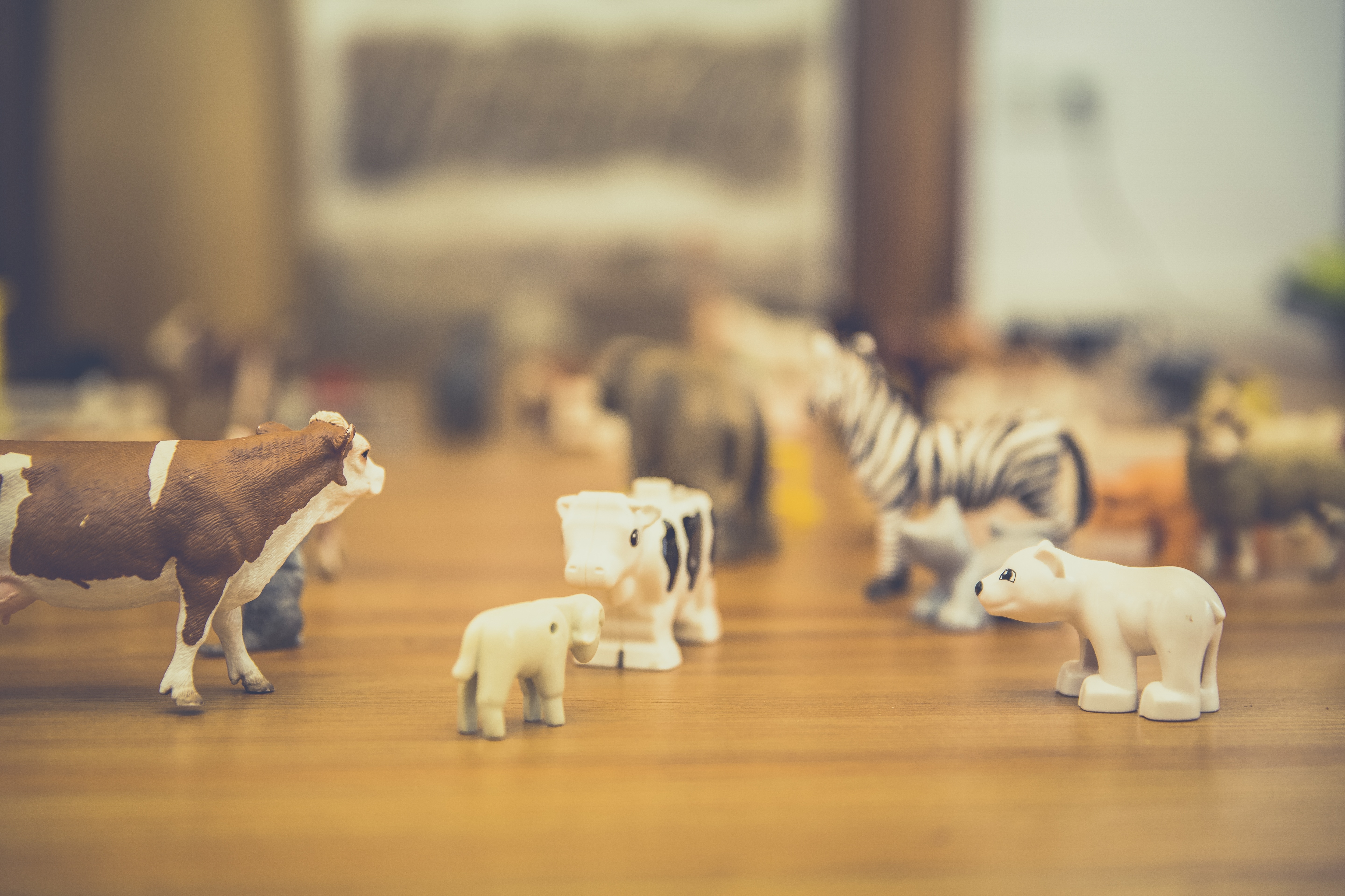 animal figurine lot