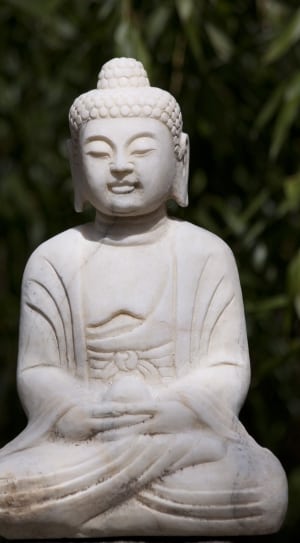 buddha concrete figurine thumbnail