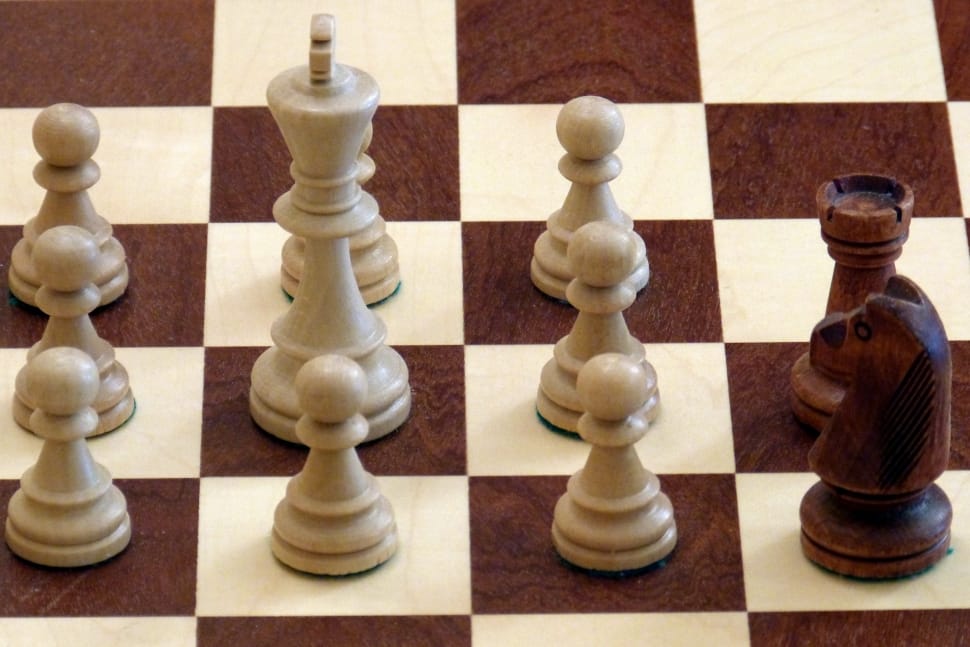 white and brown chess board preview