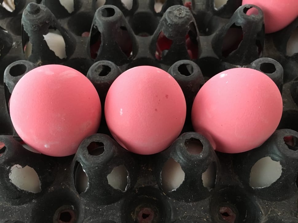 3 pink eggs preview