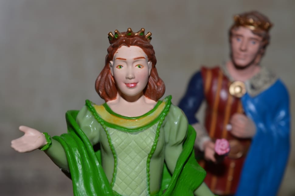 green blue and brown king and queen ceramic figurines preview