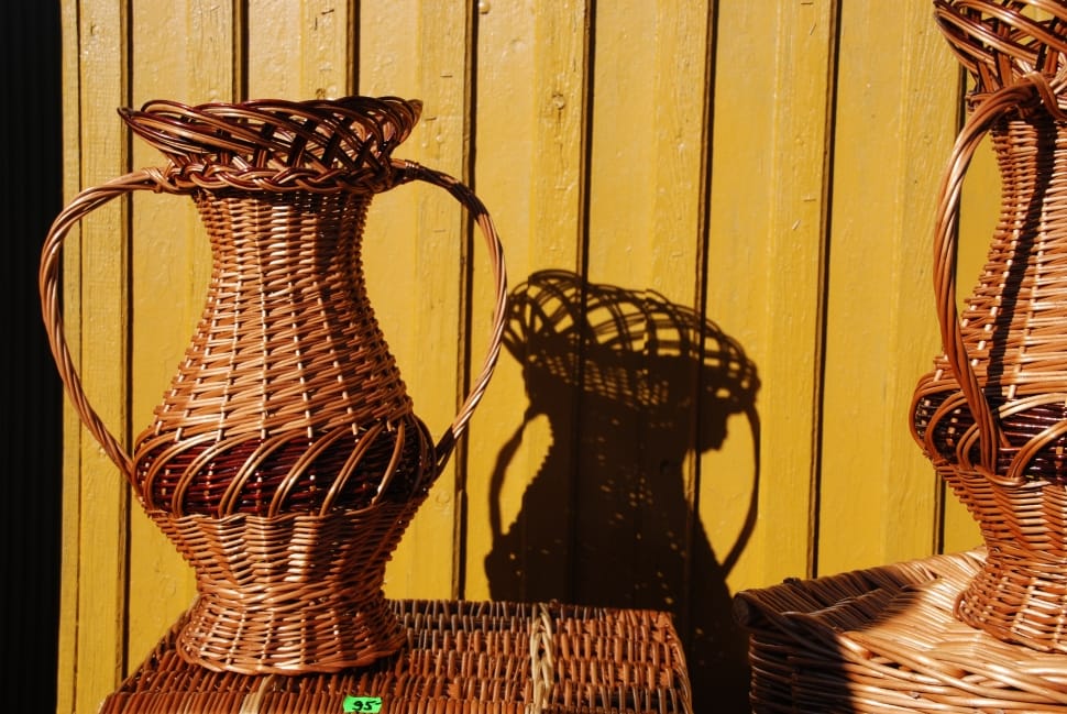 brown wicker vase preview