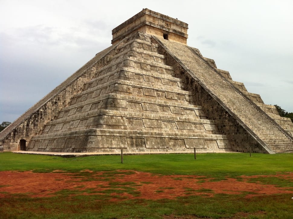 concrete aztec pyramid preview