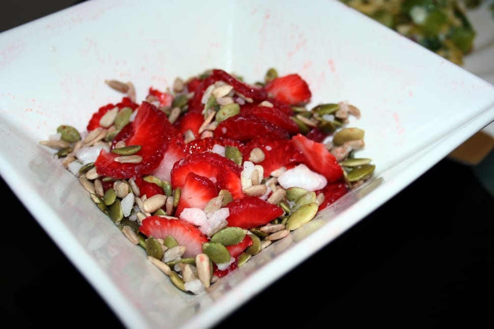 strawberry salad preview