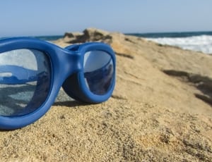blue framed swimming goggles thumbnail