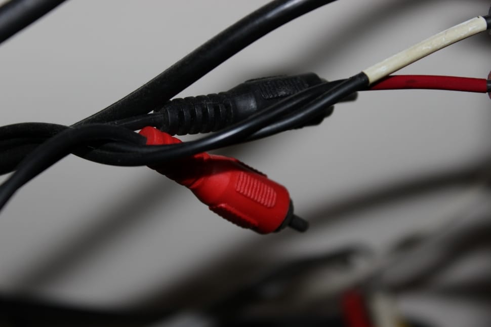 black and red aux cables preview