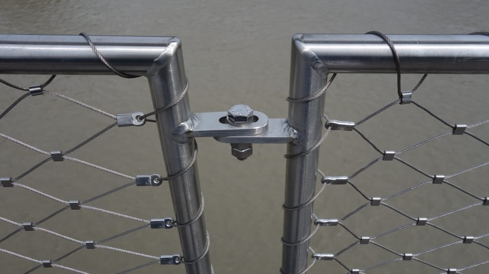 chrome cyclone fence preview
