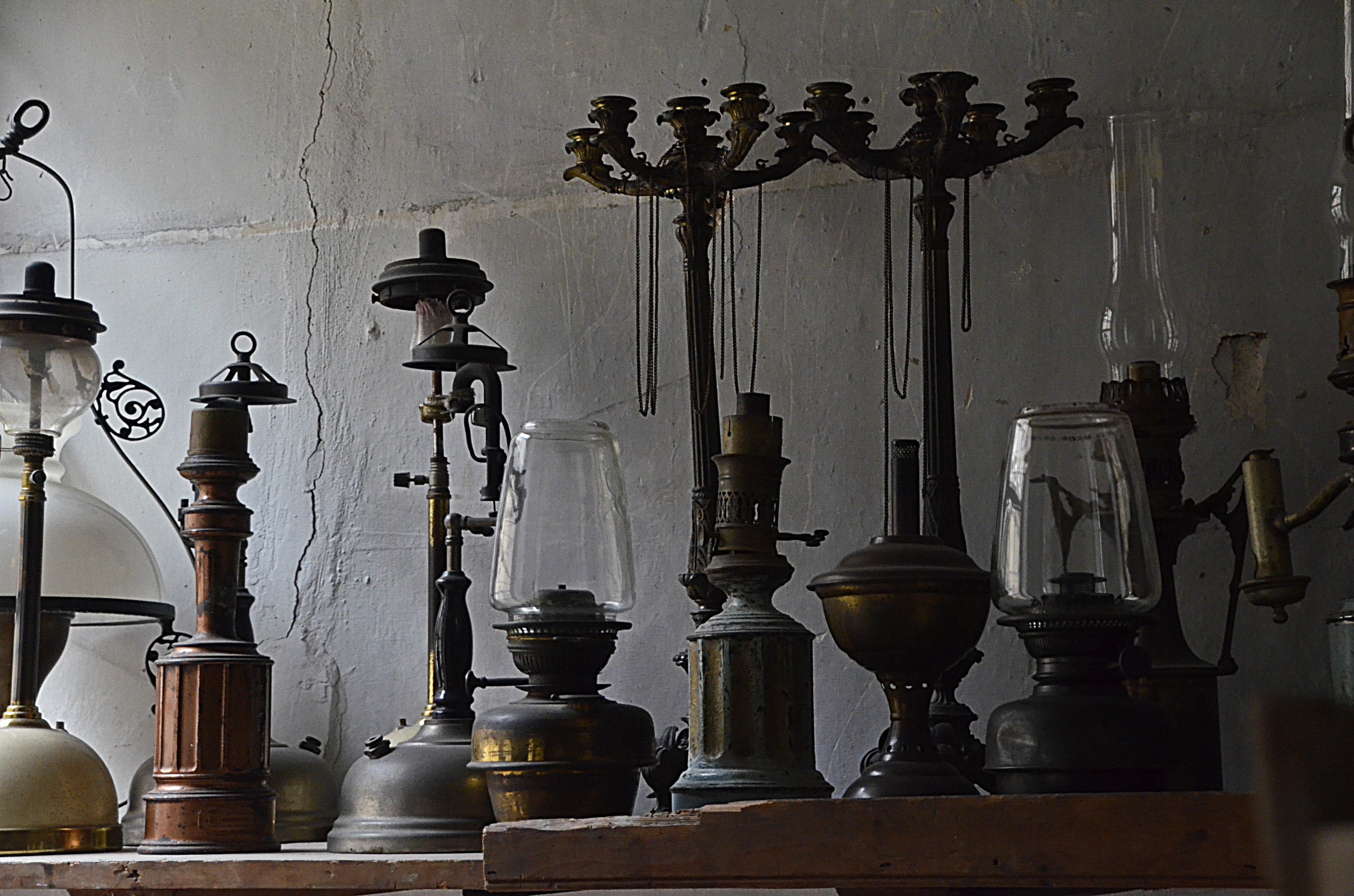 assorted lamp lot