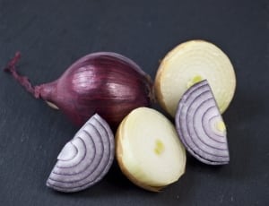 white and brown onion thumbnail