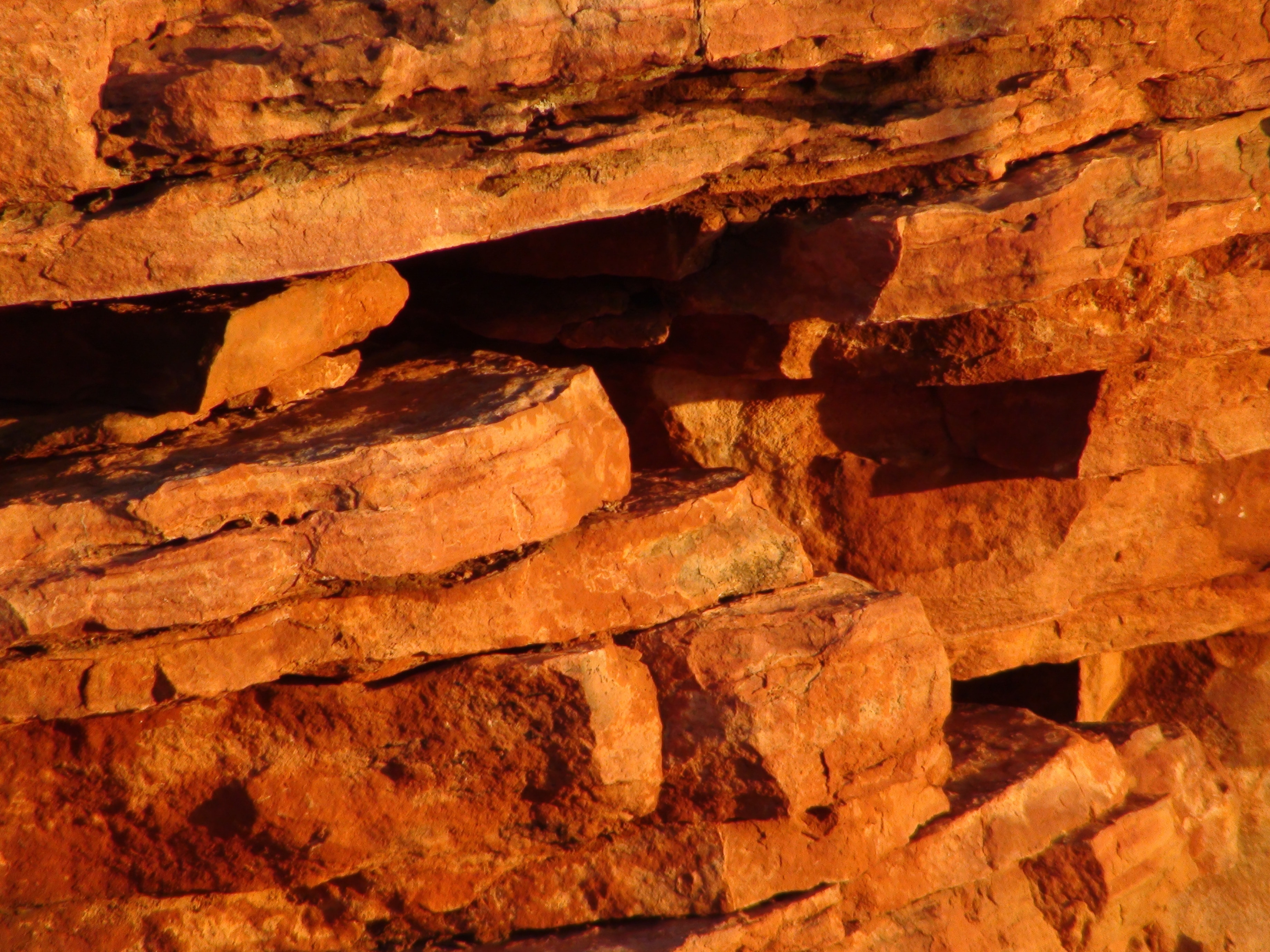 brown rock fragments