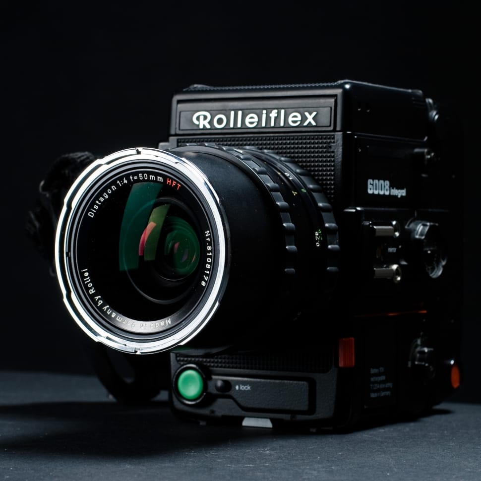 black rolleiflex camera preview