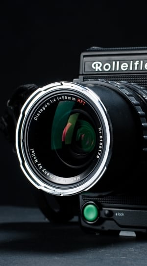 black rolleiflex camera thumbnail