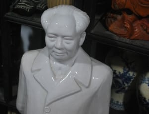 white ceramic bust statue thumbnail