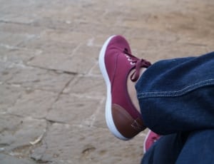 unpaired women's maroon and brown low top sneaker thumbnail