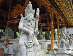 hindu deity guardian statue thumbnail