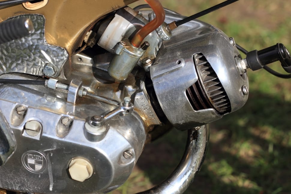 gray metal motorcycle engine preview