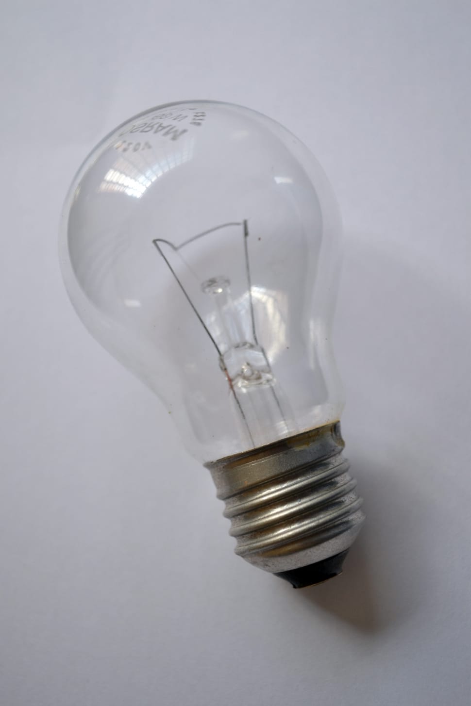 gray metal light bulb preview