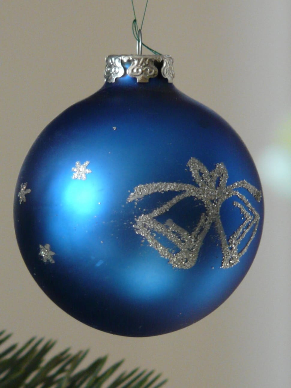 blue bauble preview