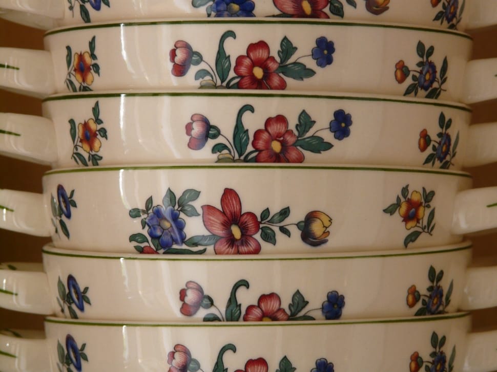 white green and yellow floral bowl lot preview