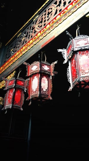 3 black and red lanterns thumbnail