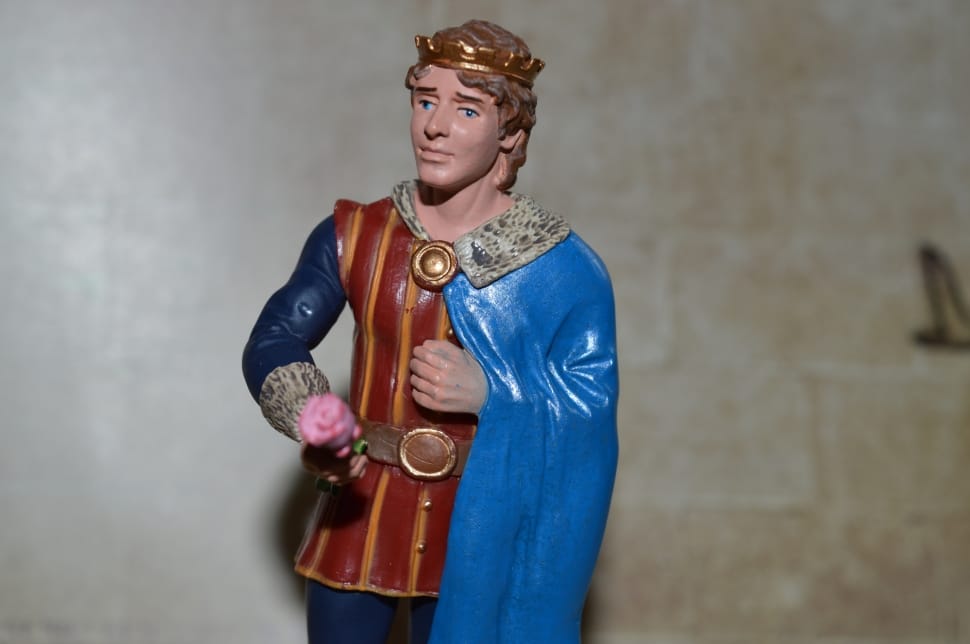 prince figurine preview
