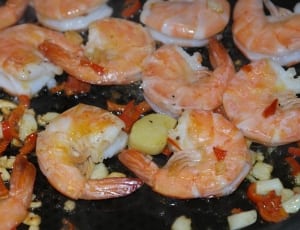 sauteed shrimp with minced garlic and red pepper thumbnail