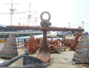 brown ship anchor thumbnail