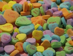 heart shaped printed candies thumbnail