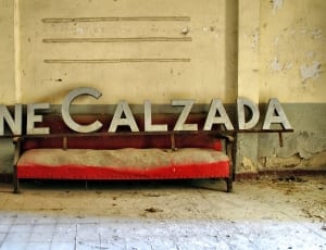 cine calzada cut out signage thumbnail
