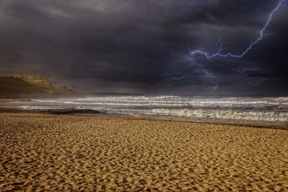 lightning near beach preview