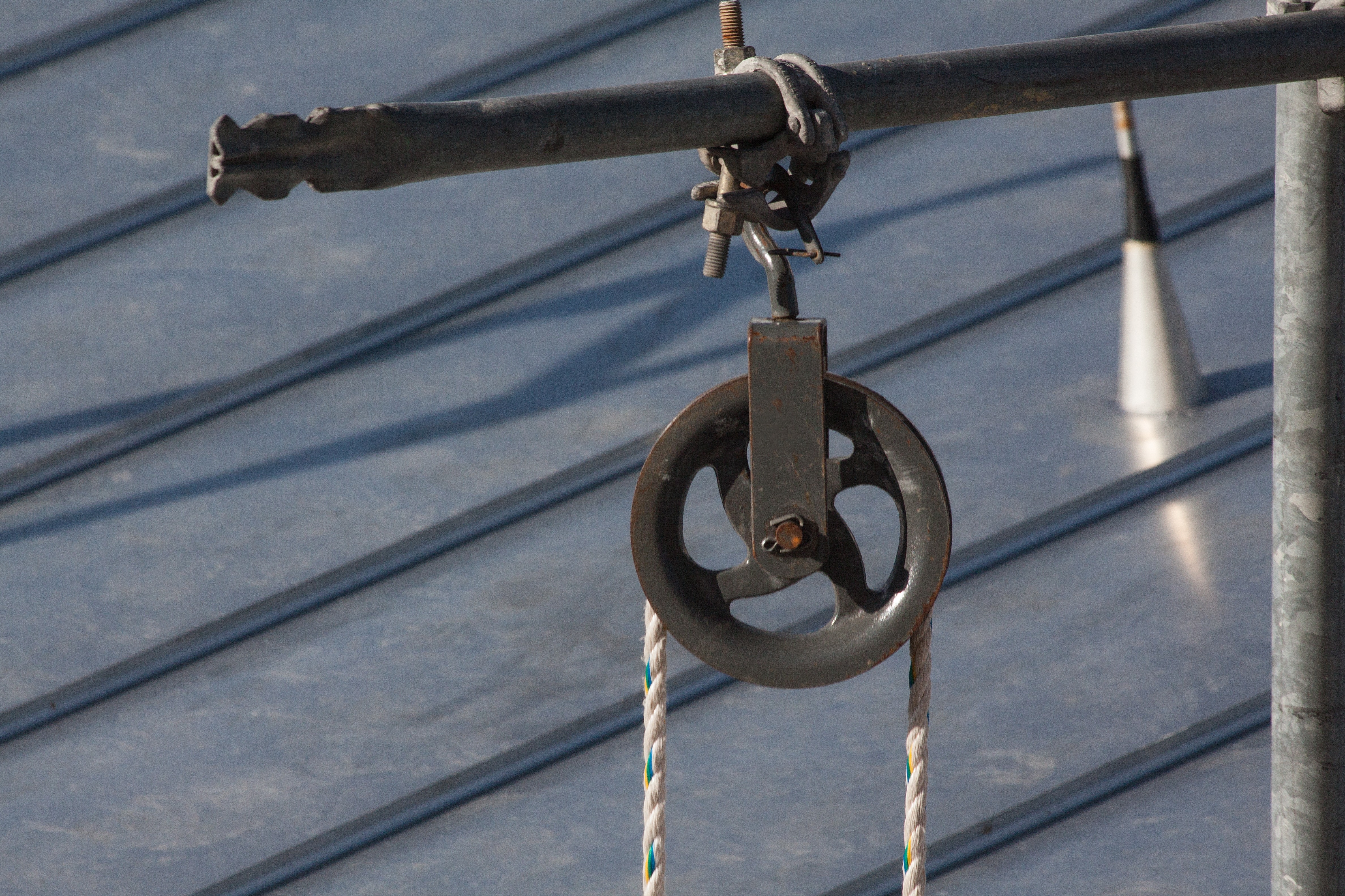 gray and white pulley