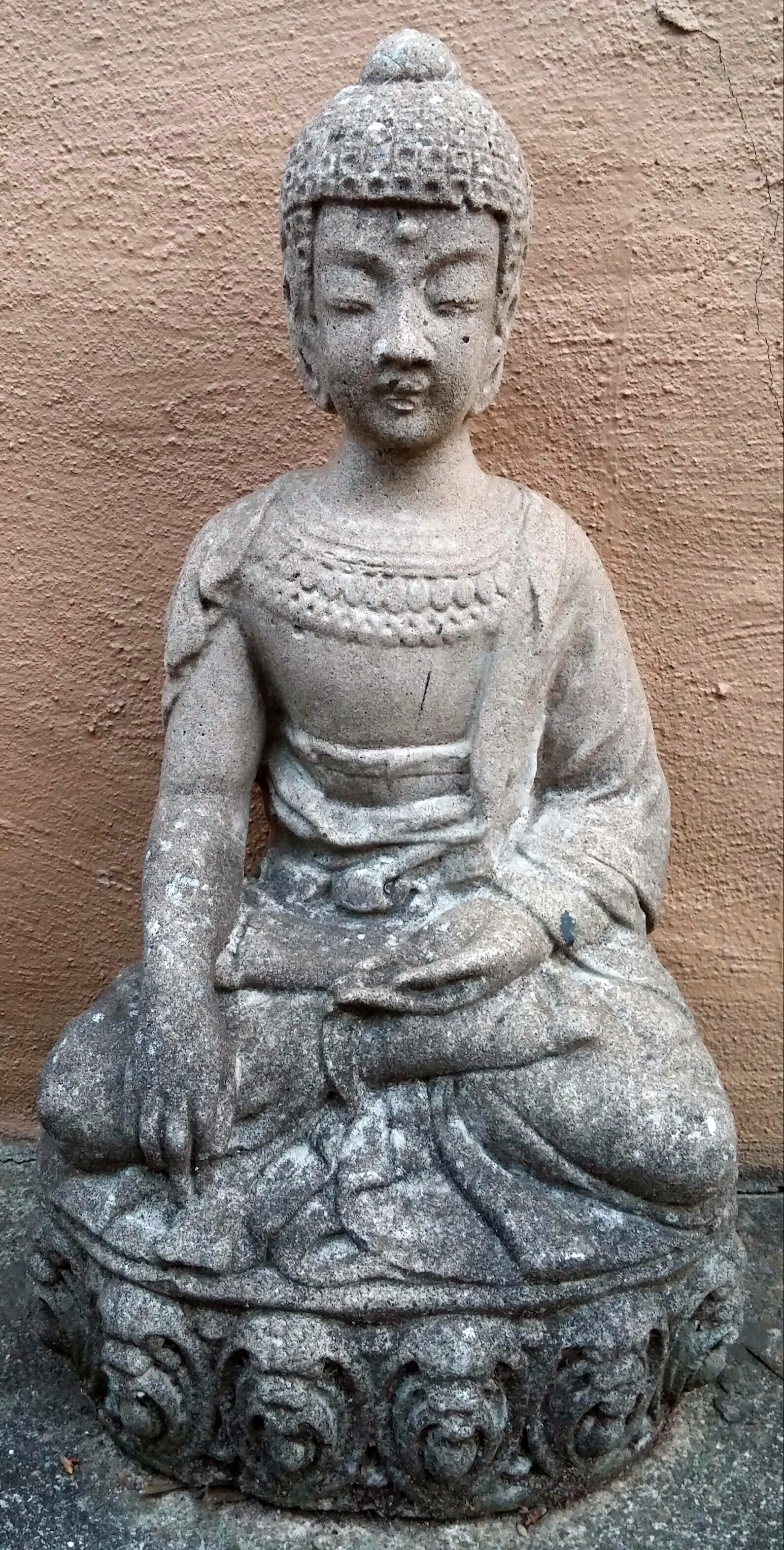 grey buddha decoration