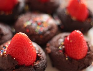choclate flavor cupcake with strawberry thumbnail