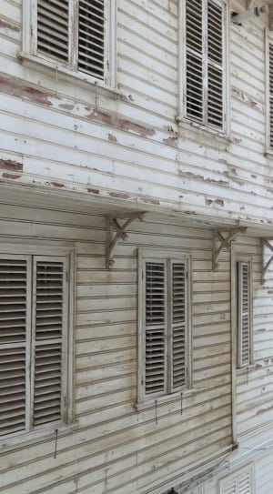 white wooden louvre window thumbnail