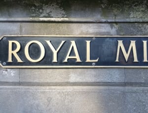 royal mile signage thumbnail