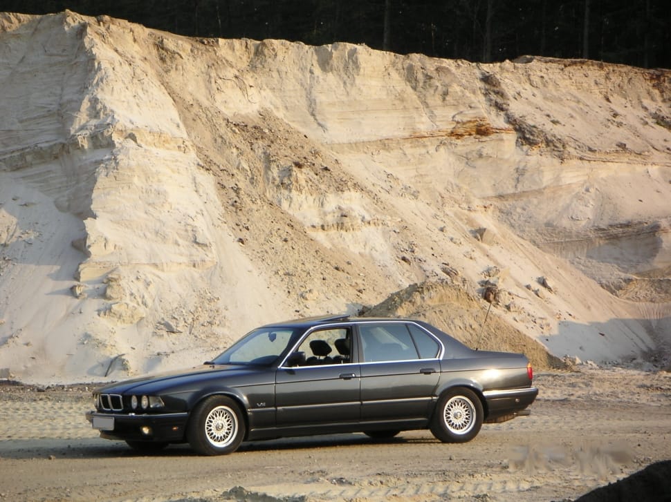black late model bmw 7 series preview
